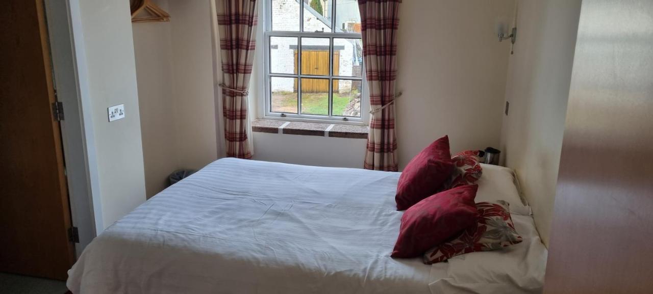 Ecclefechan Hotel Dış mekan fotoğraf