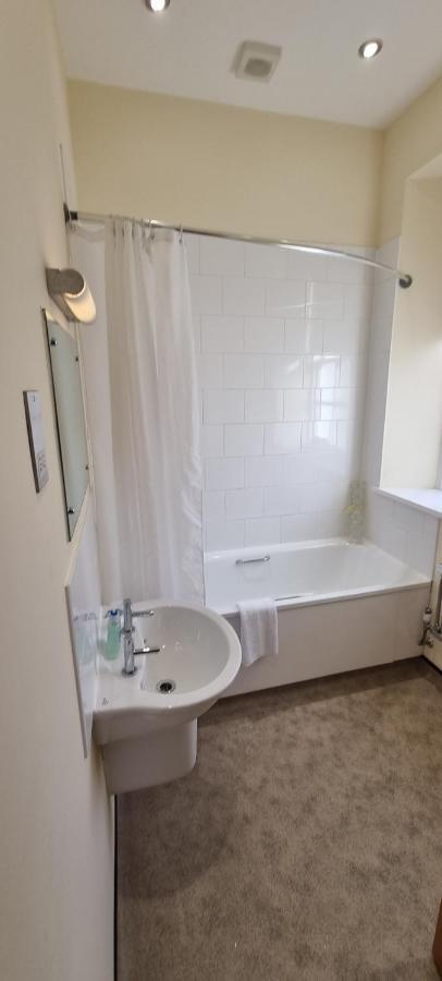 Ecclefechan Hotel Dış mekan fotoğraf