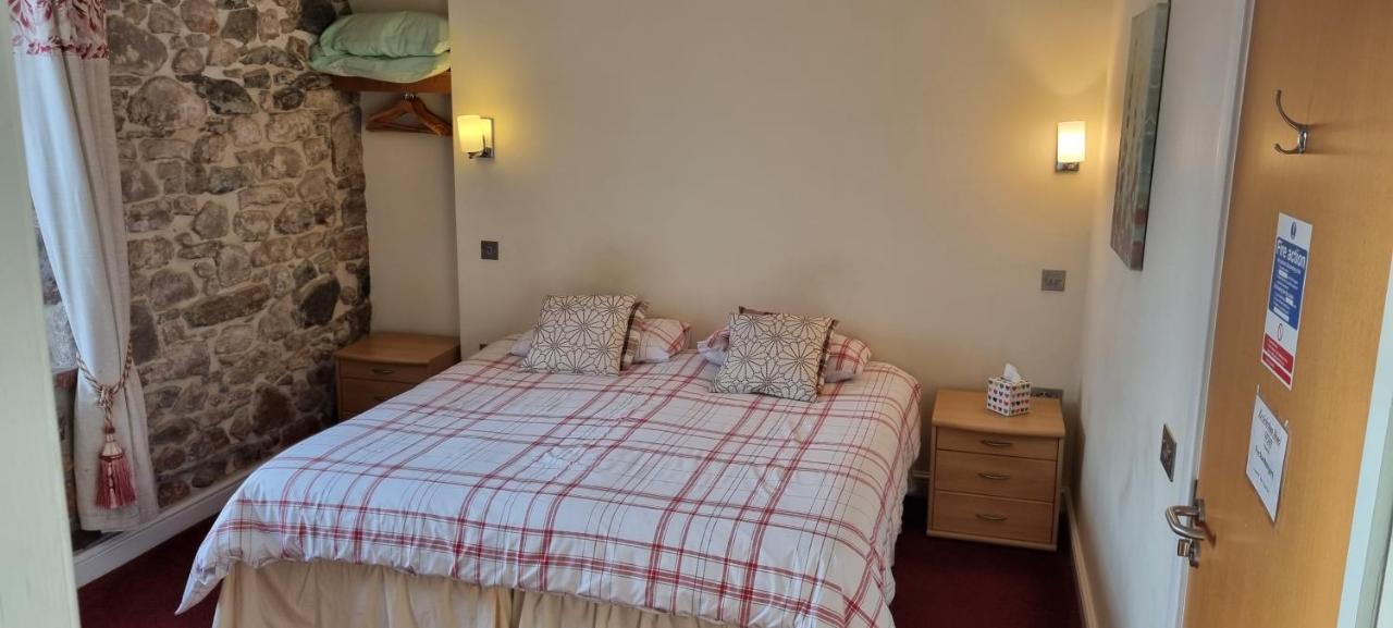 Ecclefechan Hotel Dış mekan fotoğraf